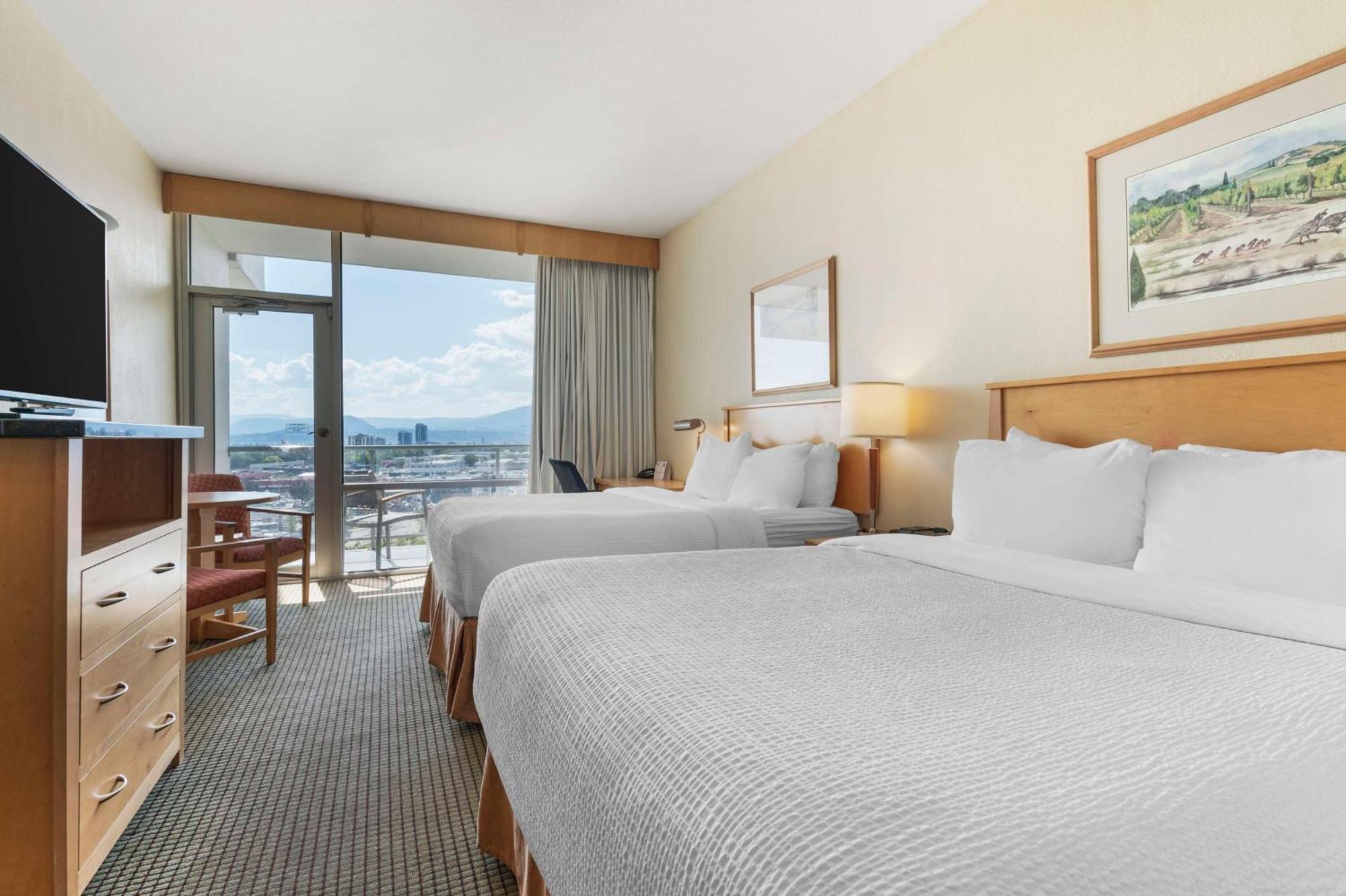 Best Western Plus Kelowna Hotel & Suites Eksteriør billede