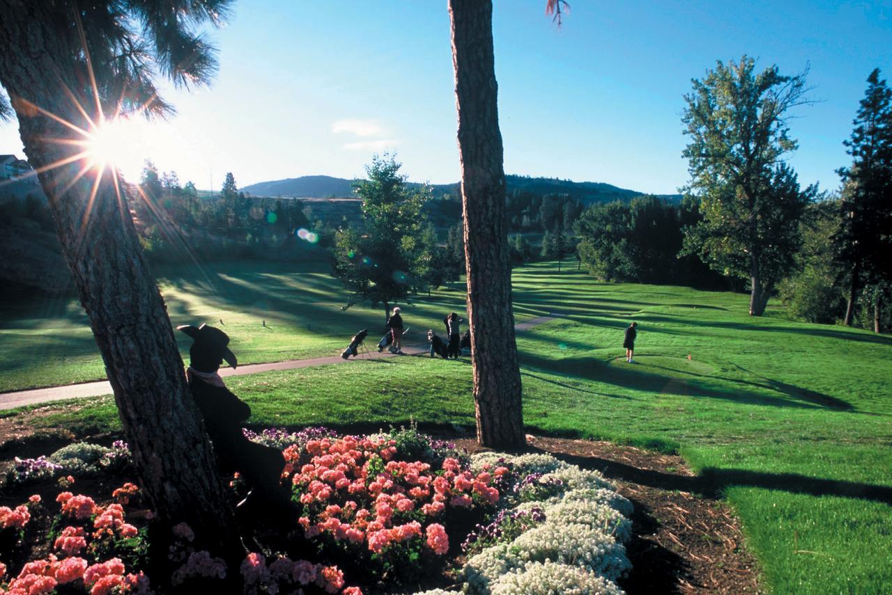 Best Western Plus Kelowna Hotel & Suites Eksteriør billede